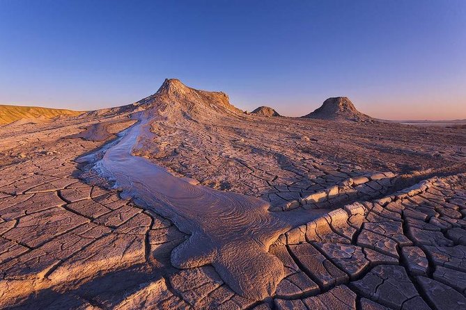 Gobustan Rock Art & Mud Volcanoes Tour - Visiting the Bibiheybet Mosque