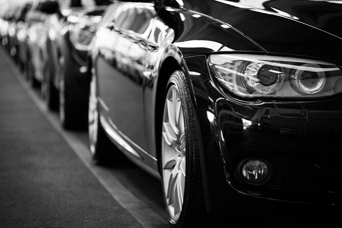 Granada to Malaga Airport Private Transfer - Vehicle Comfort and Amenities