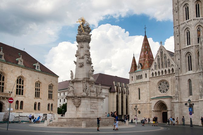 Guided Tour in Budapest Castle District - Exceptional Guide Experiences