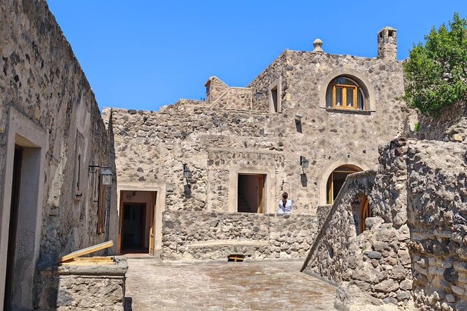 Guided Tour of the Aragonese Castle in Ischia - Since You Asked
