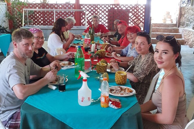 Half-Day El Limon Waterfall and Cayo Levantado Tour With Lunch - Booking and Cancellation Policy