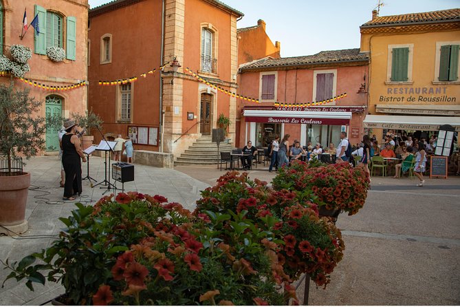 Half Day Hilltop Villages of Luberon Tour From Avignon - Scenic Drive Through Lavender Fields