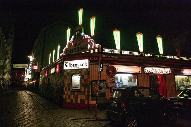 Hamburg St. Pauli and Red Light District Private Walking Tour - Tour Reviews Summary