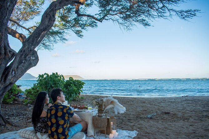 Hawaii Beach Picnic Date - Making the Most of the Day