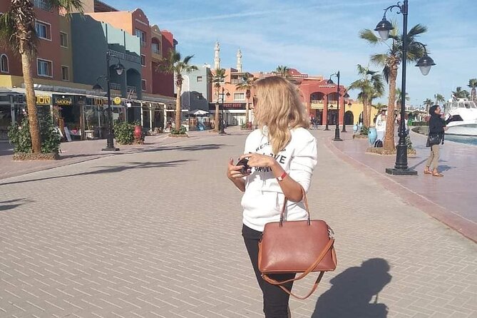 Hurghada Private City Tour With Shopping Stops - Hurghada Grand Mosque