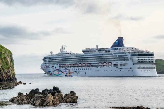 Irish Music and Dance Show for Cruise Ship Visitors to Killybegs - Cultural Immersion