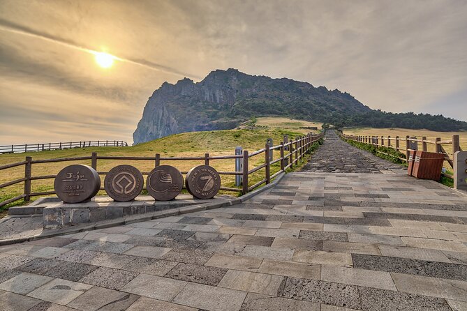Jeju Island Eastern UNESCO Site Full Day Guided Tour - Cancellation and Reservation Policy