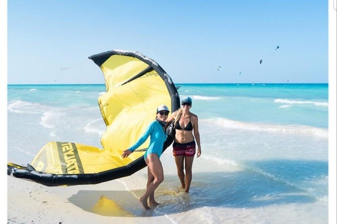Kitesurfing Lessons in Isla Holbox - Kite Surfing Experience