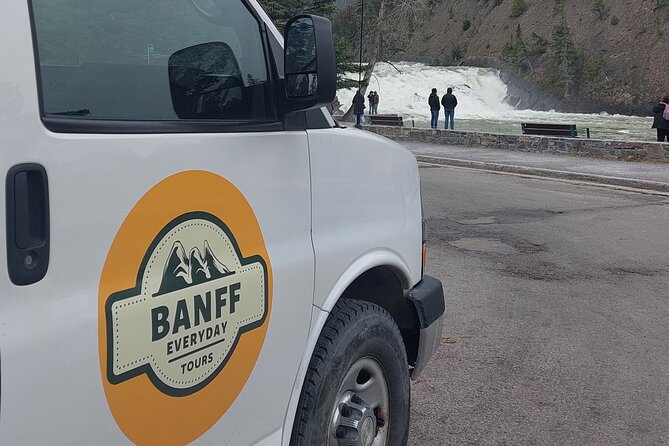 Lake Louise & Johnston Canyon Tour From Calgary/Banff/Canmore - Tour Guide Experience