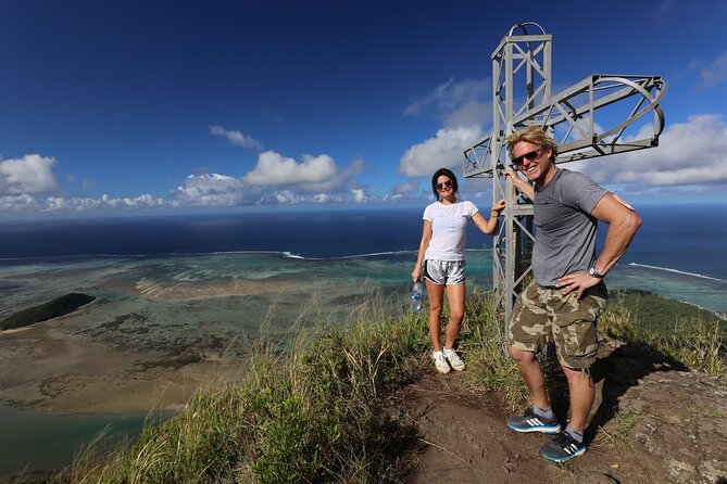 Le Morne Mountain: Guided Hike With Our Professional Local Guides - Recommended Attire and Gear