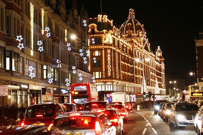 London Christmas Eve Illuminations by Night - Preparing for the Tour