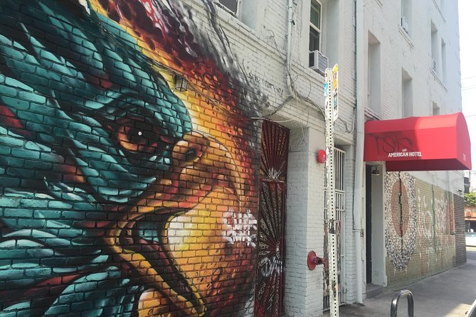 Los Angeles Arts District Walking Tour - Explore the Art District