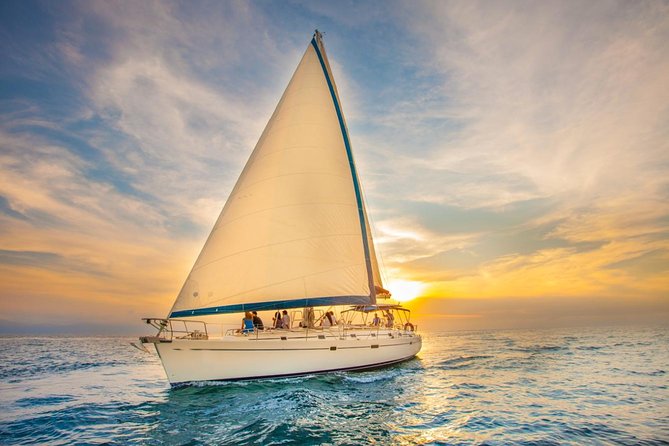 Los Cabos Luxury Sunset Sail With Light Appetizers and Open Bar - Personalized Small-Group Setting