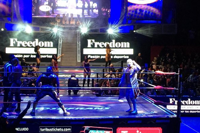 LUCHA LIBRE Tour Created by Fans With TACOS and MEZCAL - Masks and Local Cuisine
