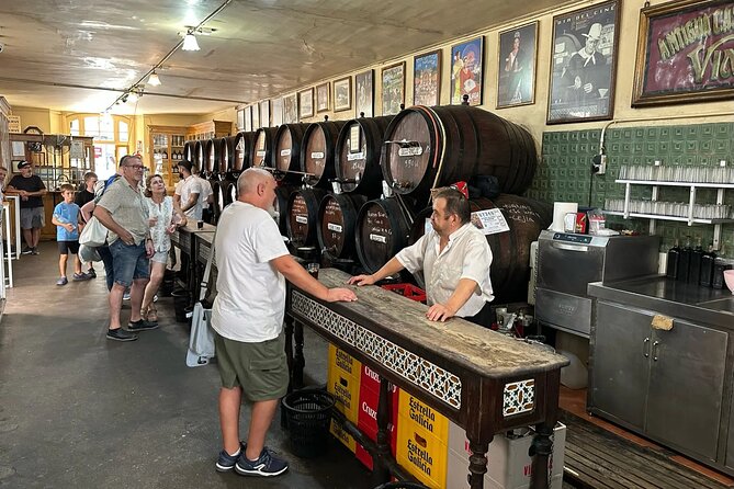 Malaga Food Walking Tour With Tapas & Wine Tasting - Tour Participant Reviews