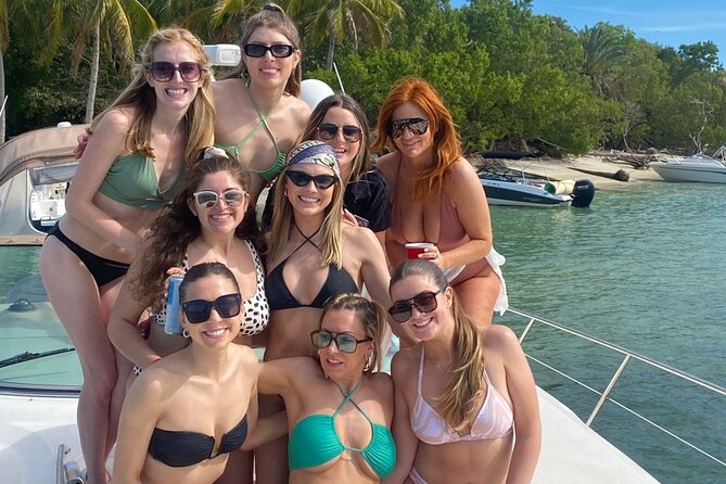 Miami Beach Swim and Dolphin Sightseeing Cruise Aboard a Yacht - Booking and Cancellation Policy