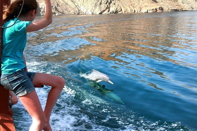 Musandam Khasab Full Day Dhow Cruise With Lunch - Booking and Cancellation Policies