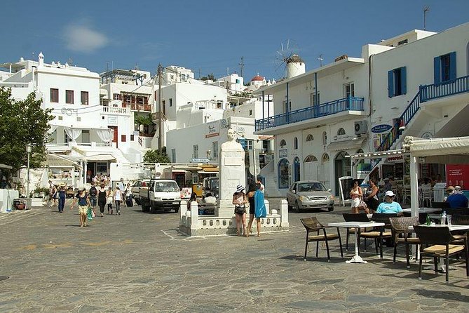 Mykonos Shore Excursion: Private Old Town Walking Tour - Getting to the Meeting Point