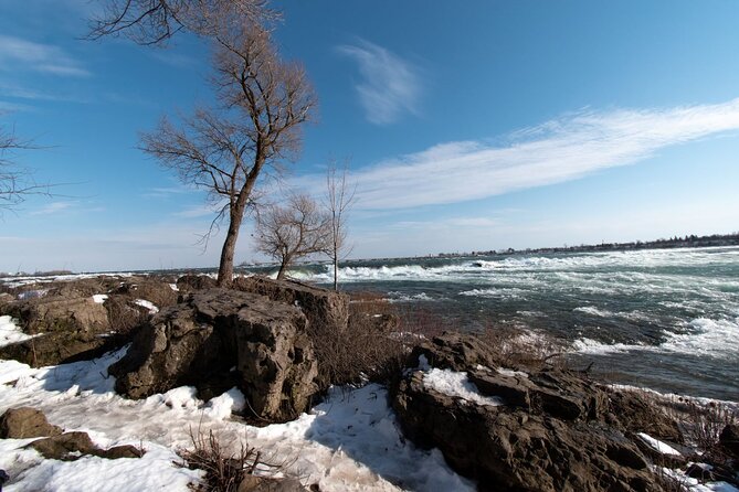 Niagara Falls USA- Winter Wonderland/State Park Tour W/Ride - Nearby Attractions