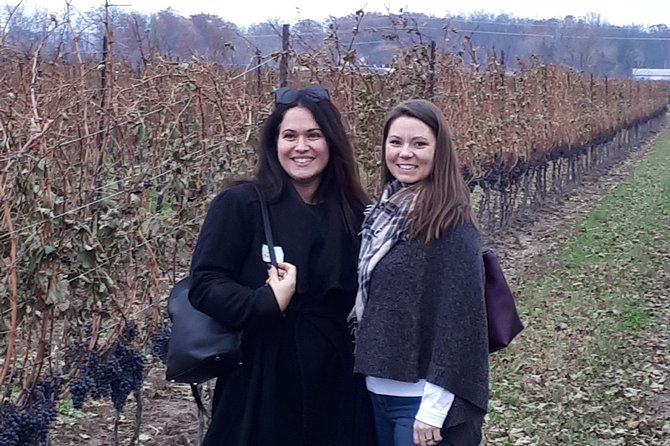 Niagara-On-The-Lake Winery Tasting Afternoon Tour With Wine and Cheese - Transportation Details