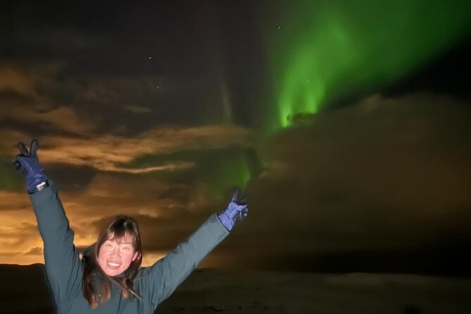 Northern Lights Guided Tour With Professional Photos - Tour Highlights and Experiences