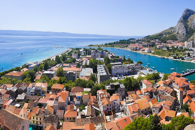 Omiš and River Cetina Boat Tour With Lunch From From Makarska Riviera - Guided Commentary and Pirate History