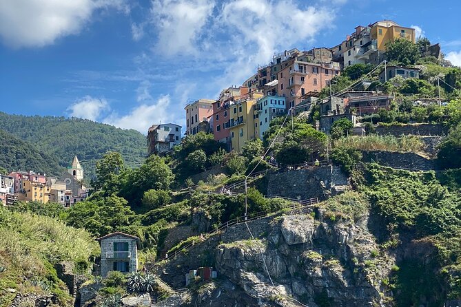 One Day Private Boat Tour in the Cinque Terre Review - Suitability and Accessibility