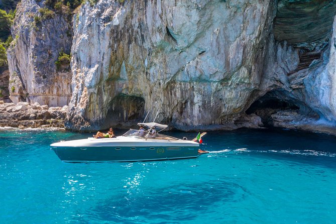 One Day Private Boat Tour of Capri - Booking Process