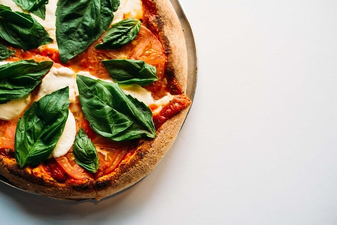 Pizza Dinner and Italian Opera Arias Concert in Florence - Booking Details