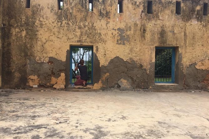 Prison Island and Nakupenda Private Tour - Full Day + Seafood Buffet - Tips for a Great Experience