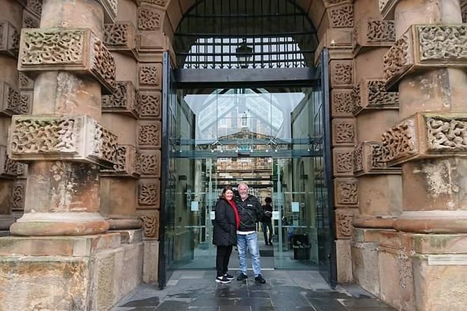 Private Belfast Explore Like a Local - Personalization and Flexibility