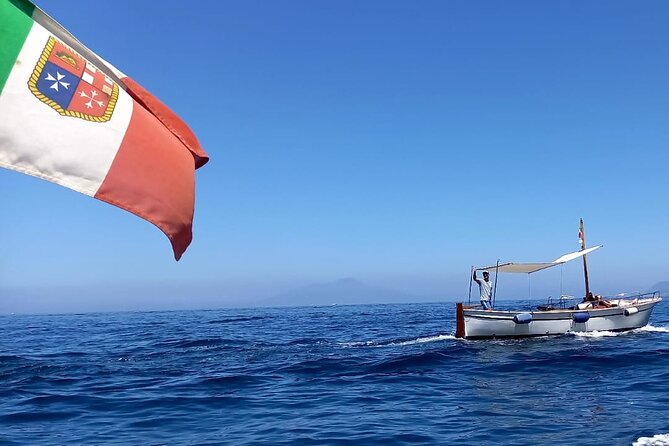 Private Boat Experience: Experience the Sea of Capri at Its Best 4 Hours - What to Expect on the Tour