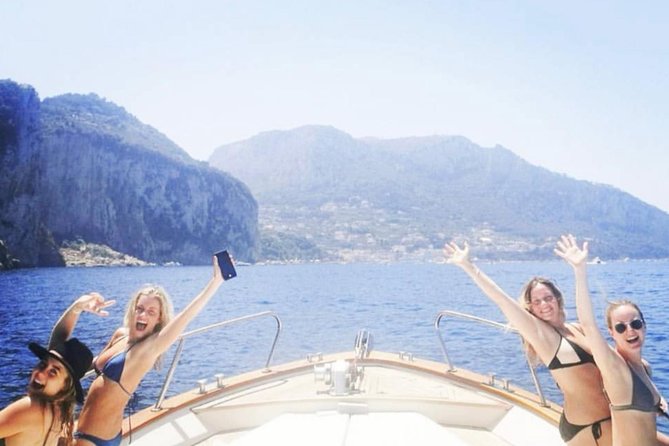 Private Day on Gozzo Boat in Capri - Meeting Point and Hotel Pickup
