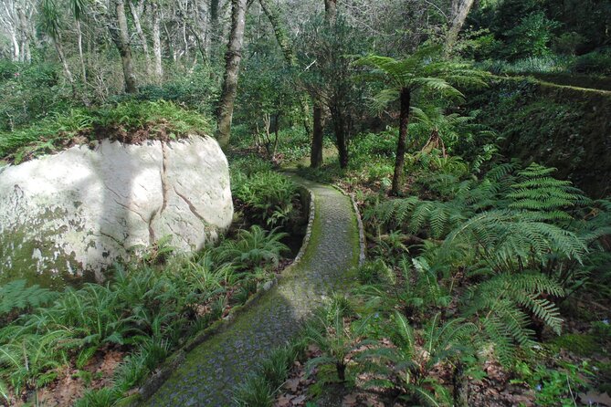 Private Day Tour From the Centre to the Highest Point in Sintra. - Pricing and Booking