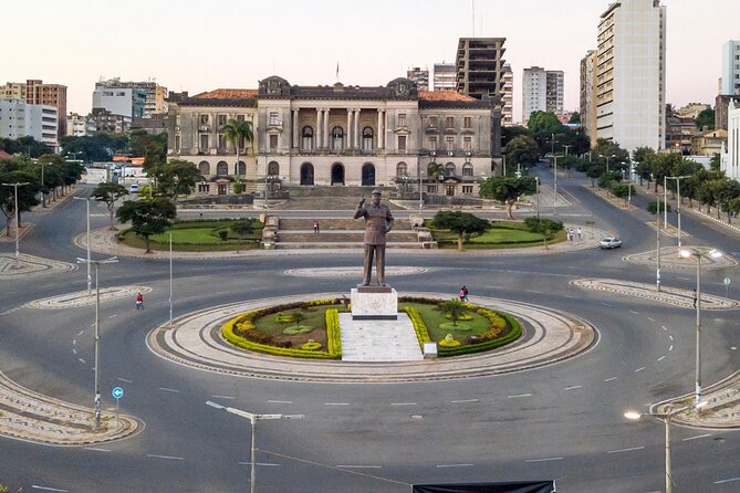 Private Full Day Historical & Arts Tour in Maputo - Tour Inclusions and Exclusions