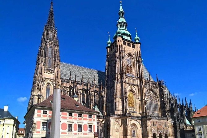Private Full-Day Tour of Prague Castle and Exclusive Tour of Strahov Library - Itinerary and Duration