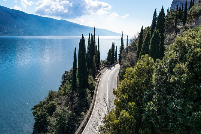 Private Full-Day Tour to Verona and Lago Di Garda From Milan - Discovering Lago Di Garda