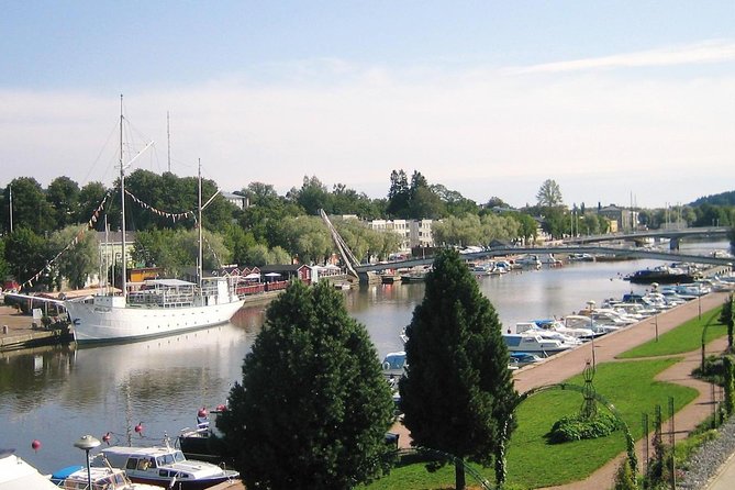 PRIVATE Helsinki and Medieval Porvoo VIP Tour - Guest Reviews