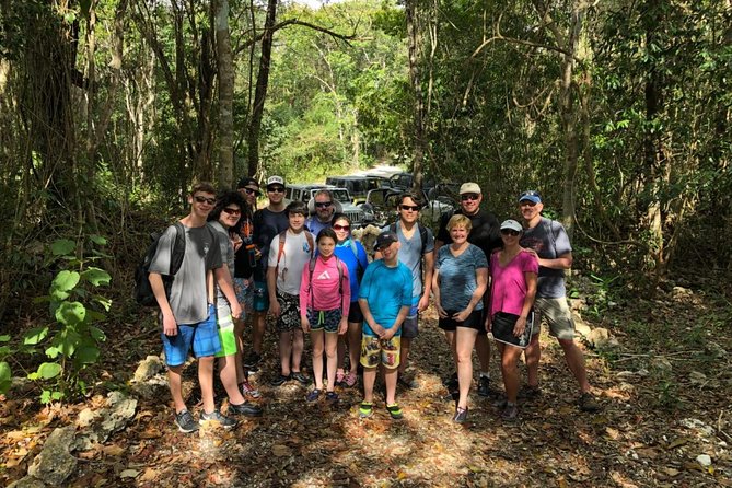 Private Jeep Excursion in Cozumel With Lunch and Snorkeling - Snorkeling and Enjoying Lunch