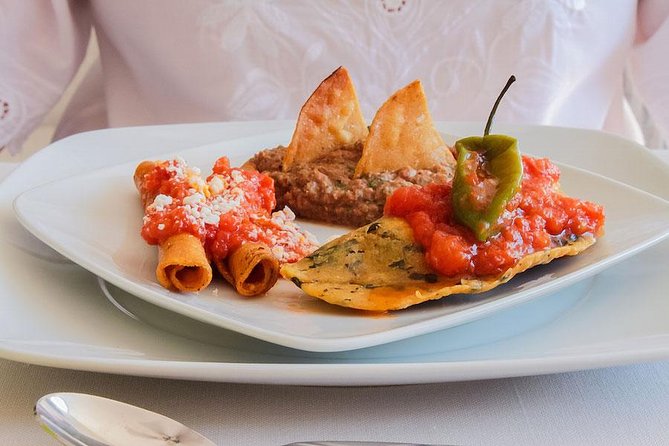 Private Market Tour and Authentic Mexican Cooking Class in Merida With Transfers - About Your Host