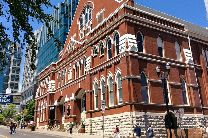 Private Nashville Walking Tour With Johnny Cash Museum Admission - Pricing, Booking, and Traveler Reviews
