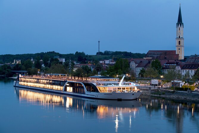 Private One Way Transfer From Cesky Krumlov to Linz - Accommodating Driver, Petr