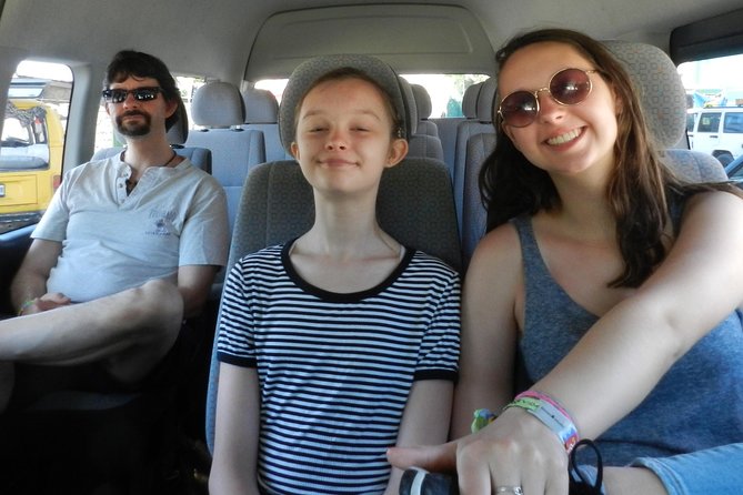 Private & Personalized Car or Van Rental With a Local Tour Guide - Professional and Friendly Staff