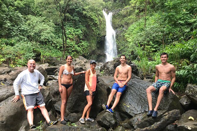 Private Road to Hana Full Loop Tour Customized VIP Experience - Traveler Tips
