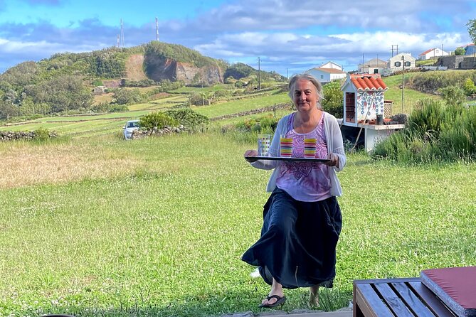 Private Small-Group Weaving Activity in Terceira Island - Exploring Terceira Island