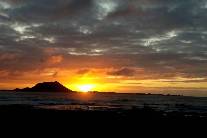 Private Sunset Sailing Tour From Corralejo Fuerteventura 3h - Group Size