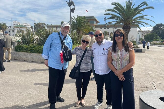 Private Tour Casablanca With Lunch, Mosque Entrance Included - Lunch and Dining