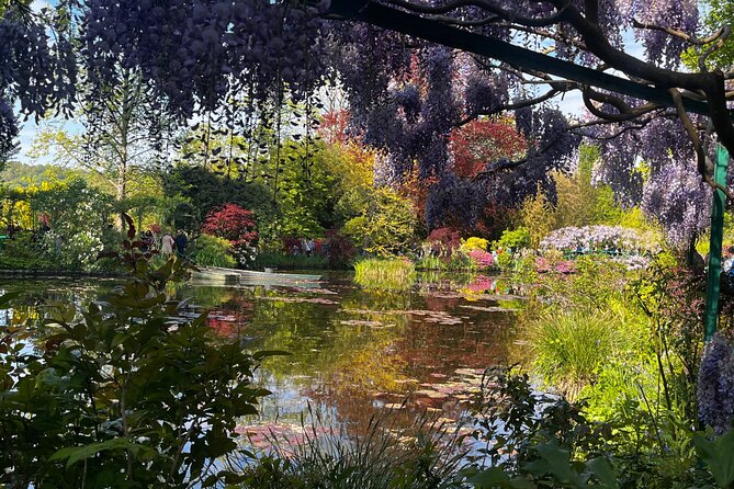 Private Tour From Paris to Giverny Claude Monets Gardens - Highlights of Monets Gardens