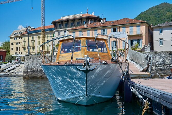Private Tour Open Bar Classic Wooden Boat Lake Como 2H 4H - Birthday Celebrations and Occasions