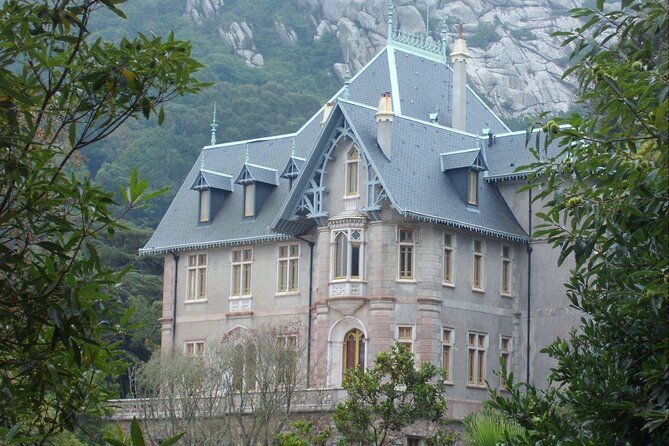 Private Tour to Pena Palace in Electric Vintage Car - Booking and Payment
